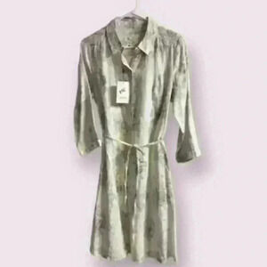 NWT Malvin I ❤️ Linen gray roses dress